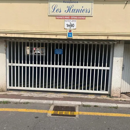 Cap D'agde شقة
